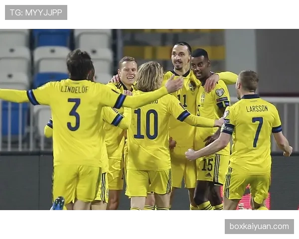 伊萨克与伊布拉希莫维奇：新生代中锋与传奇终结者的战术定位与进攻效率对比